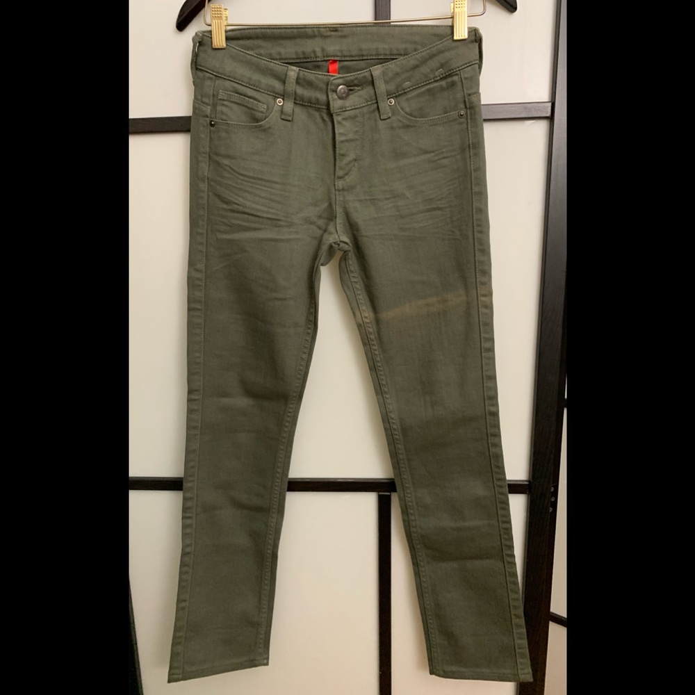 Uniglo UJ Jeans - Size W24 X L33